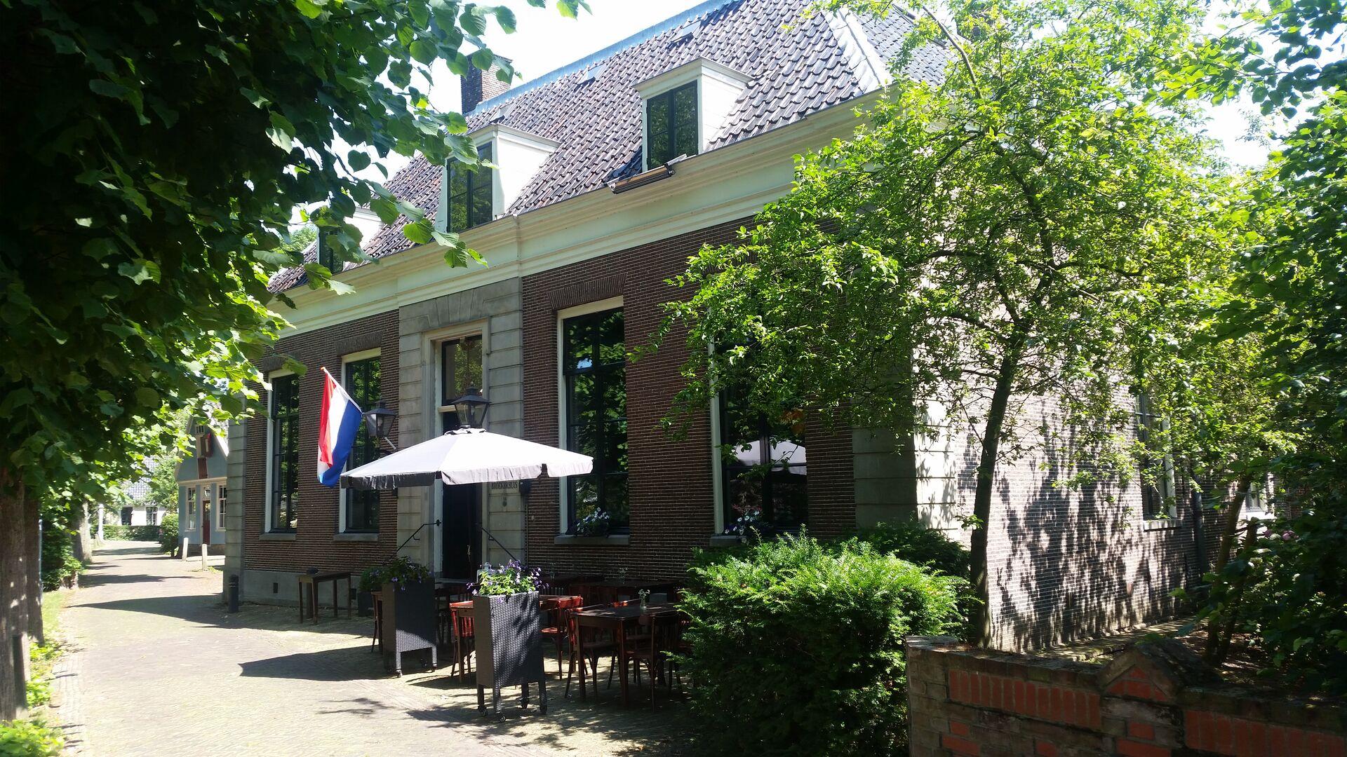 Vergaderen bij Amsterdam in rust en stilte in Broek in Waterland