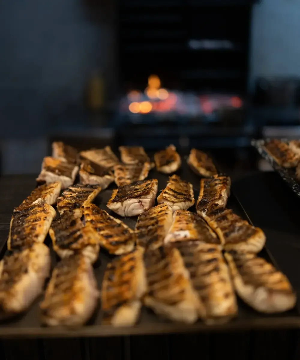 Gegrilde makreelfilets van houtvuur Het Broeker Huis